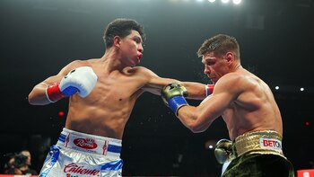 Jaime Munguía derrotó a Sergiy