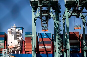 La relación de los precios de los productos exportables con los importables, resultaban siempre desfavorables para los países subdesarrollados (EFE)