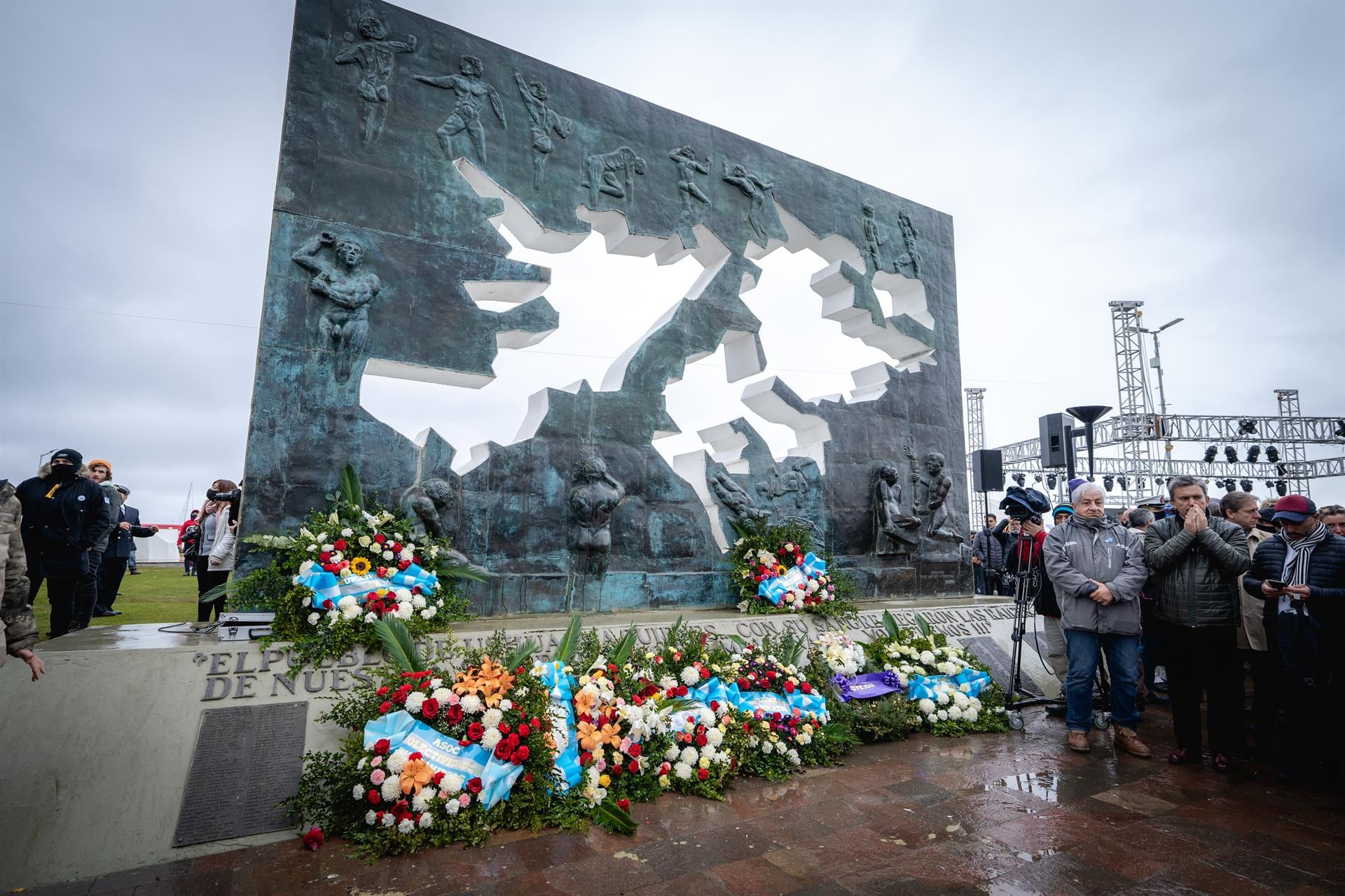El 2 de abril, Día del Veterano y de los Caídos en la Guerra de Malvinas, conmemora el desembarco argentino en las islas en 1982
