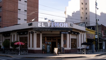 El frente de "El Timón