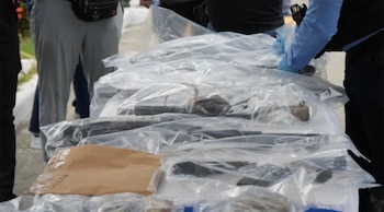 Las armas decomisadas serán analizadas para determinar si están relacionadas con el crimen. (FOTO: Proceso HN)