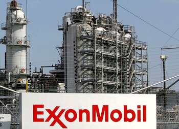 Una de las refinerías de Exxon Mobil en Baytown, Texas (Estados Unidos)
