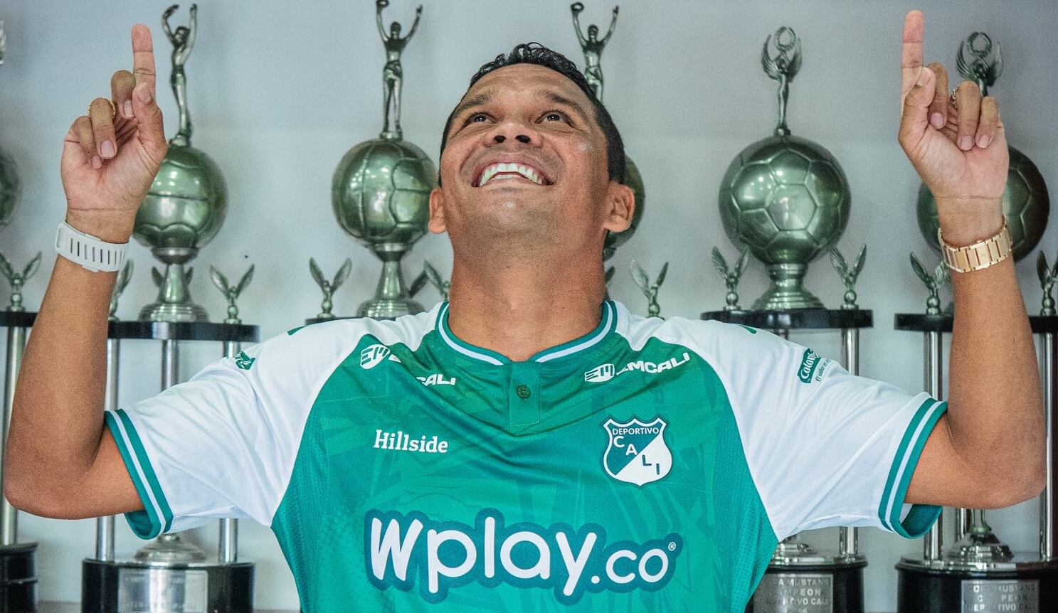 Deportivo Cali presenta a Carlos Bacca como nuevo refuerzo