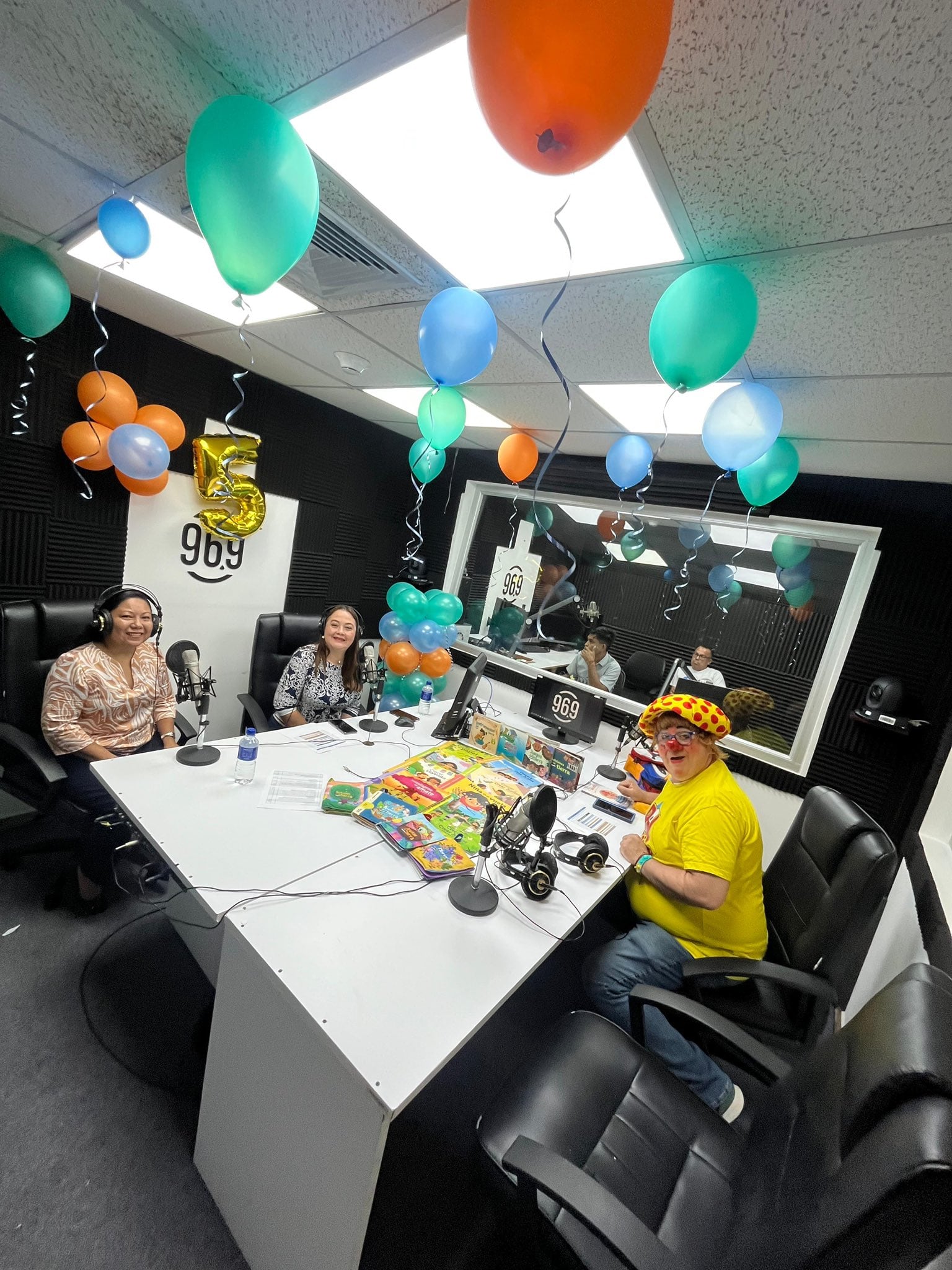 La radio ha celebrado diferentes momentos y ha sido parte de distintos procesos coyunturales a nivel nacional./(Redes de Radio El Salvador)