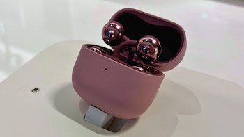 Huawei lanza los auriculares Freeclip 2 con un acabado en 'Berry Purple'