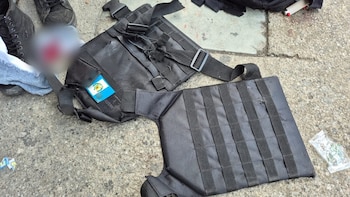 Un enfrentamiento armado en la zona 6 de la Ciudad de Guatemala dejó tres personas heridas y dos sospechosos detenidos.