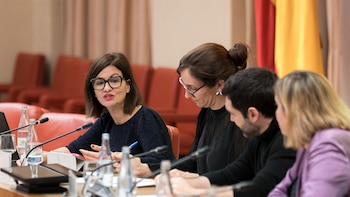 Ministros de Sumar condenan ataques