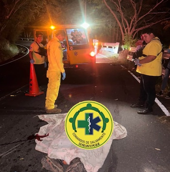 El agresor murió en un percance vial en Dolores poco después de cometer el crimen en Sensuntepeque, según confirmó la PNC (Cortesía: Comandos de Salvamento Sensuntepeque).