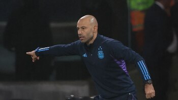 Mascherano entrega la lista de