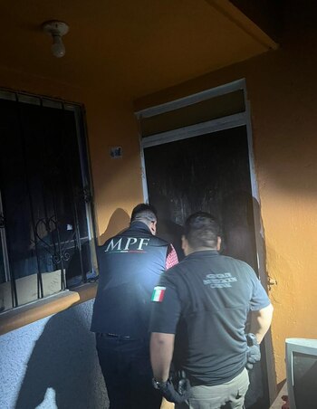 También fueron asegurados chalecos tácticos