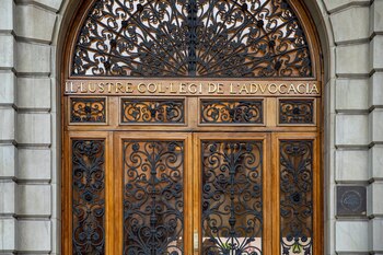 Fachada de la sede de