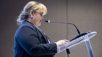 Empresas de la capital salvadoreña adoptan teletrabajo y optimizan la logística ante el aumento del costo de los combustibles