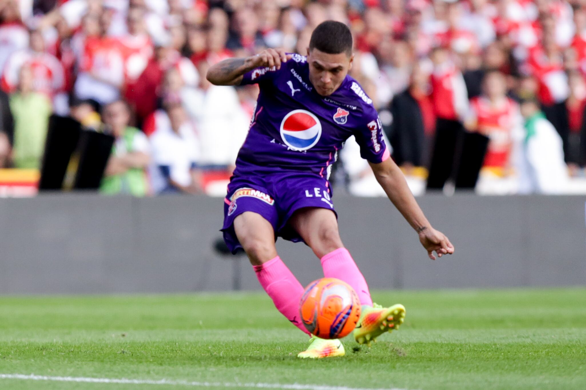 Juan Fernando Quintero jugó con el Medellín en el primer semestre de 2017, siendo subcampeón de la Superliga ante Santa Fe - crédito Diego Pineda/Colprensa