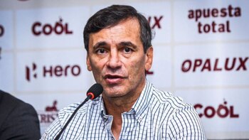 Fabián Bustos sigue invicto con