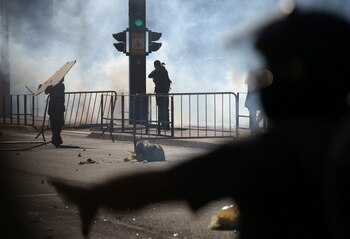 La policía dispersó a los