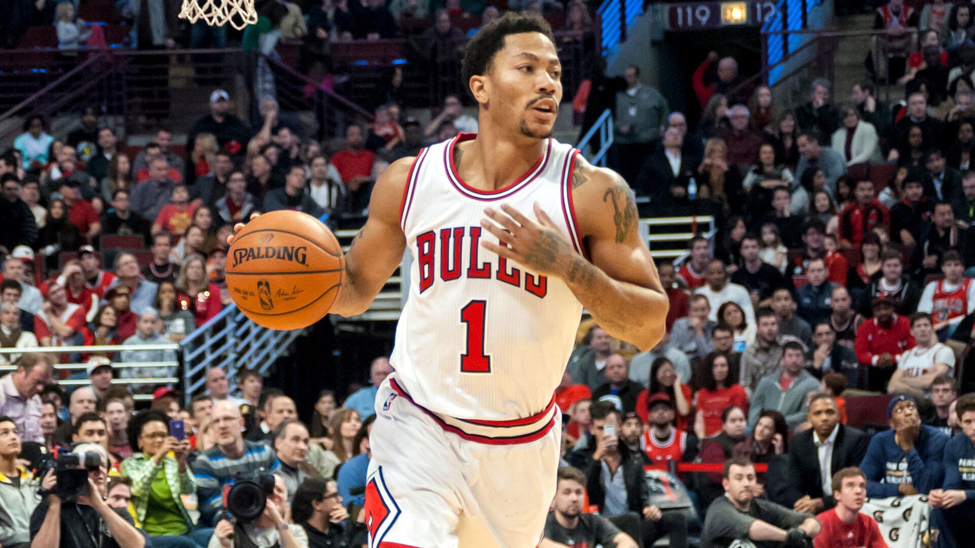 La retirada de la camiseta número 1 de Rose en los Bulls lo consagra como leyenda de la franquicia (Credit: Stephen Chung/Alamy Live News)