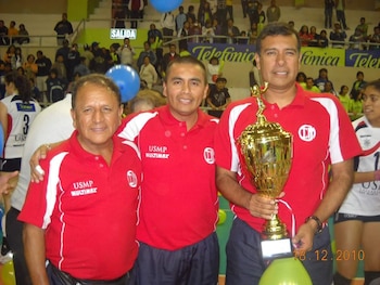 Divino Maestro salió campeón en