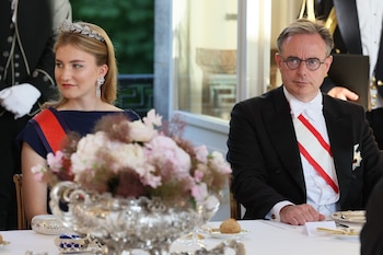 La princesa Elisabeth de Bélgica deslumbra en su debut ante los emperadores de Japón (Grosby)