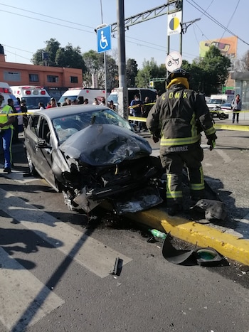 Bomberos, Protección Civil y Paramédicos