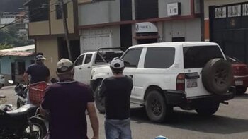 En esta camioneta llegaron los