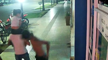 Un hombre con problemas de