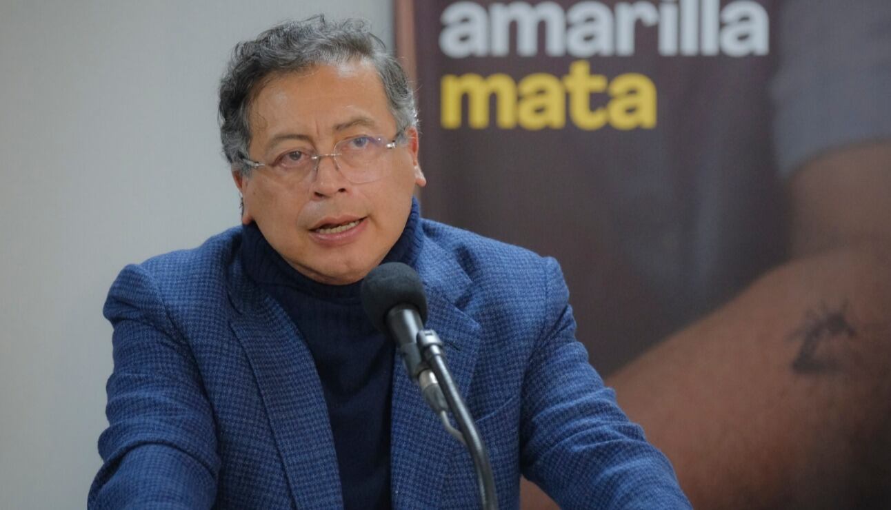 Petro ordenó investigación para establecer qué pasó en excavación en el  Batallón Charry Solano: “Abrieron huecos y no nos dimos cuenta” - Infobae