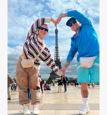 Padre e hija disfrutan de