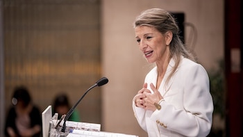 Sumar insiste en defender la