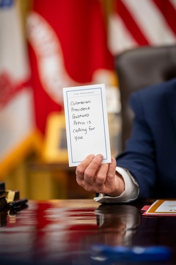 Llamada entre Donald Trump y