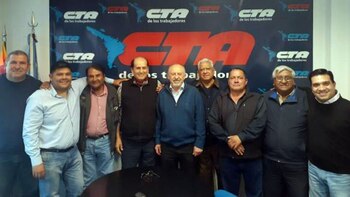 Hugo Yasky junto a los