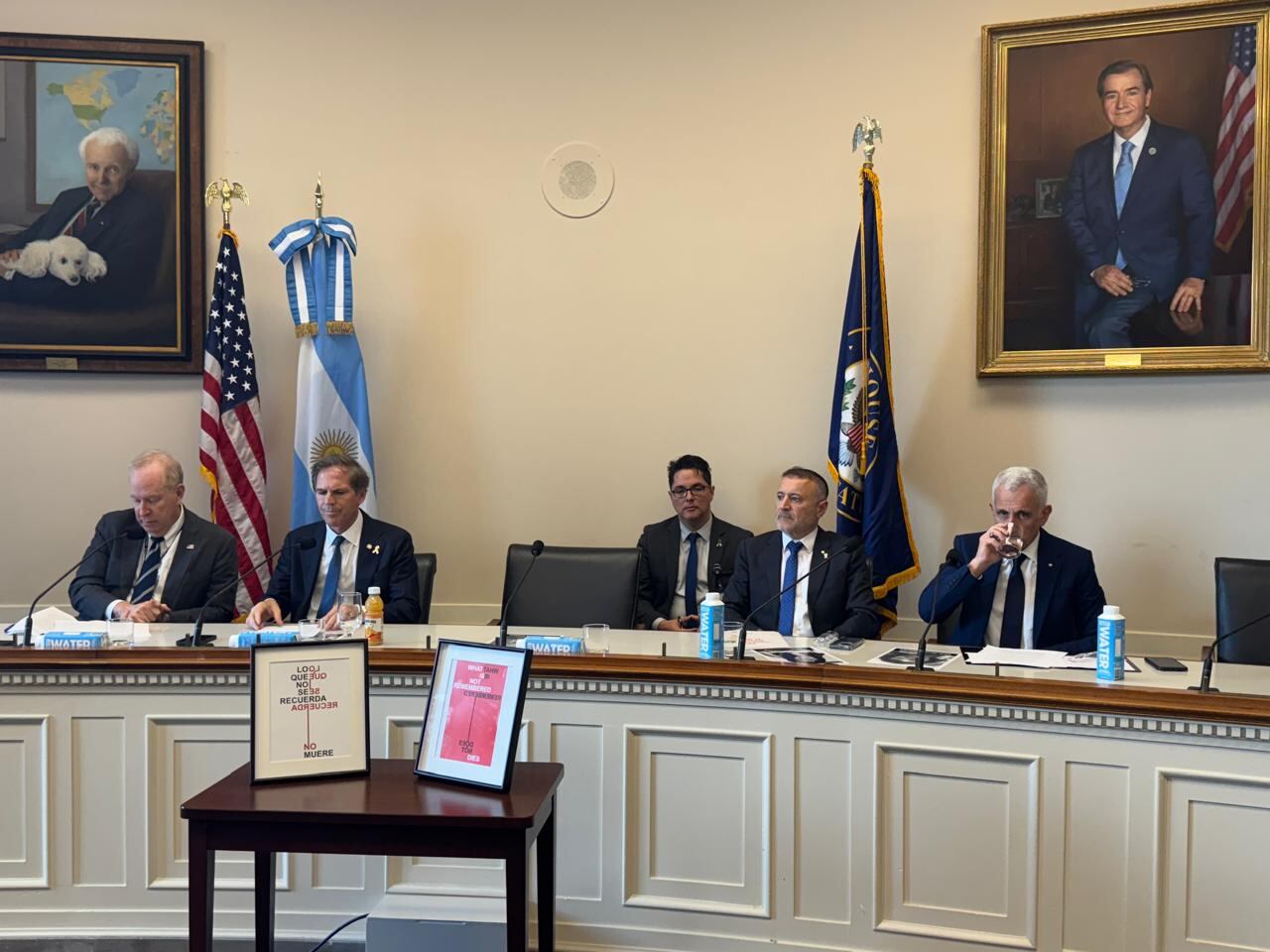 Alejandro Oxenford, Osvaldo Armoza, Reed Rubinstein y Daniel Pomerantz durante la ceremonia en el Capitolio, (Washington, Estados Unidos