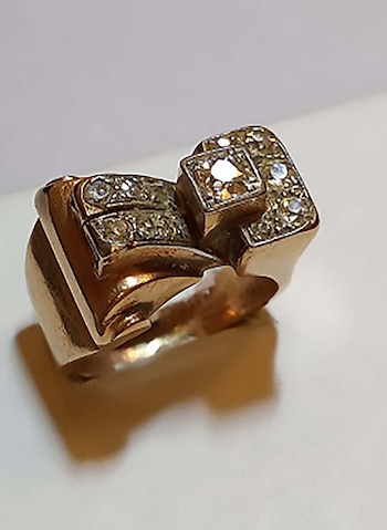 La discusión sobre las alhajas