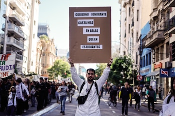 Marcha Federal Universitaria - Plaza de mayo - 12 de mayo