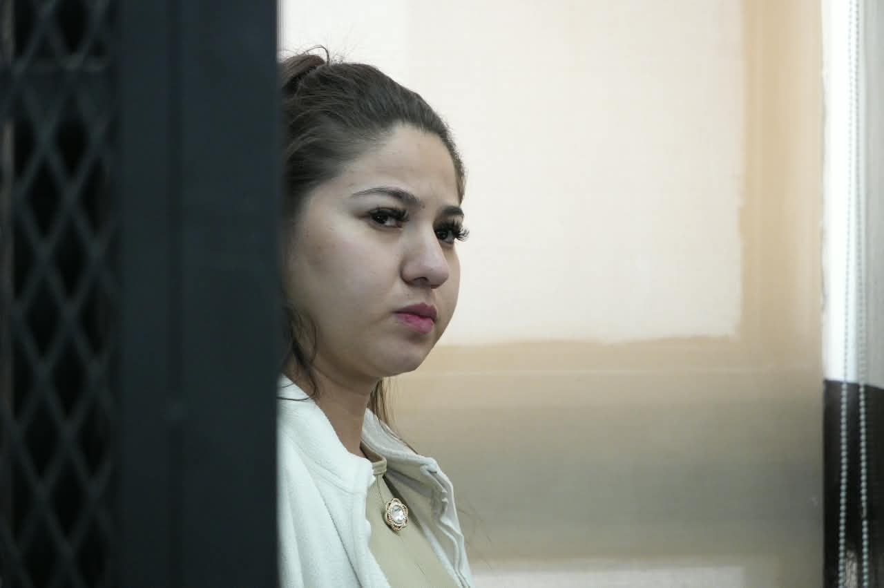 La defensa de Jennifer Dinota Bachez Bolaños pidió sustituir la prisión preventiva por una medida menos gravosa al sostener que no había riesgo de fuga ni de obstaculización. (Cortesía para Infobae América)