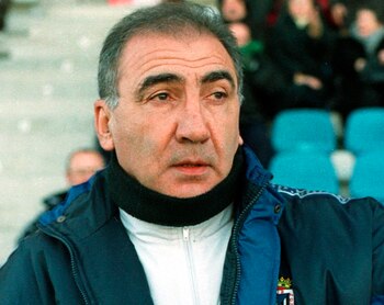 En la imagen, el argentino Miguel Ángel 'el Zurdo' López, extécnico de Independiente, el América mexicano y el Junior colombiano. EFE/Archivo