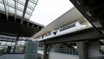 El tren automatizado de LAX vuelve a retrasarse y ahora apunta a comenzar a operar en enero de 2027