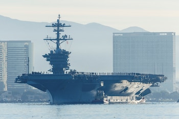 El USS Abraham Lincoln (REUTERS/Mike