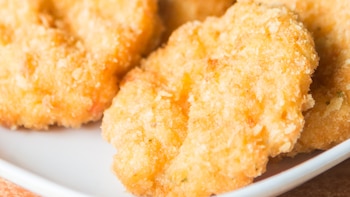 Cómo hacer huevos encapotados, una