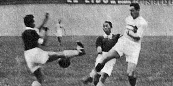 Indias Orientales Neerlandesas disputó el Mundial de 1938 convirtiendose en la primera selección asiatica del certamen (Wikipedia)