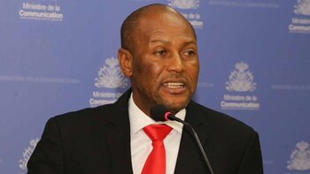 El ex senador Yvon Buissereth