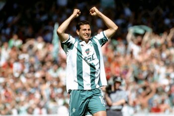 Claudio Pizarro cautivó a Alemania