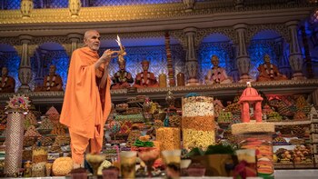 El gurú Mahant Swami Maharaj