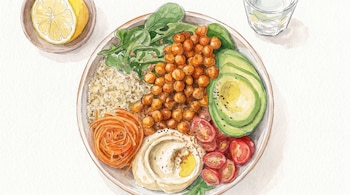 Ilustración en acuarela de un Buddha bowl con garbanzos, quinua, aguacate, tomates, zanahorias en espiral, hummus, espinacas. Se ve un limón y un vaso de agua.