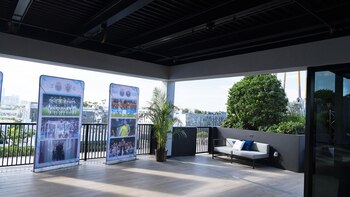 En uno de los espacios