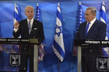 Joe Biden y Benjamin Netanyahu durante un encuentro oficial en Tel Aviv, (Israel)