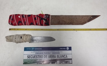 50 centímetros: faca con mango