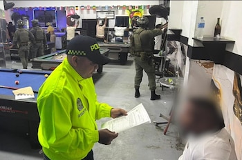 Así cayó Carlos Way, objetivo clave en el Bajo Cauca - crédito @DIJINPolicia/X