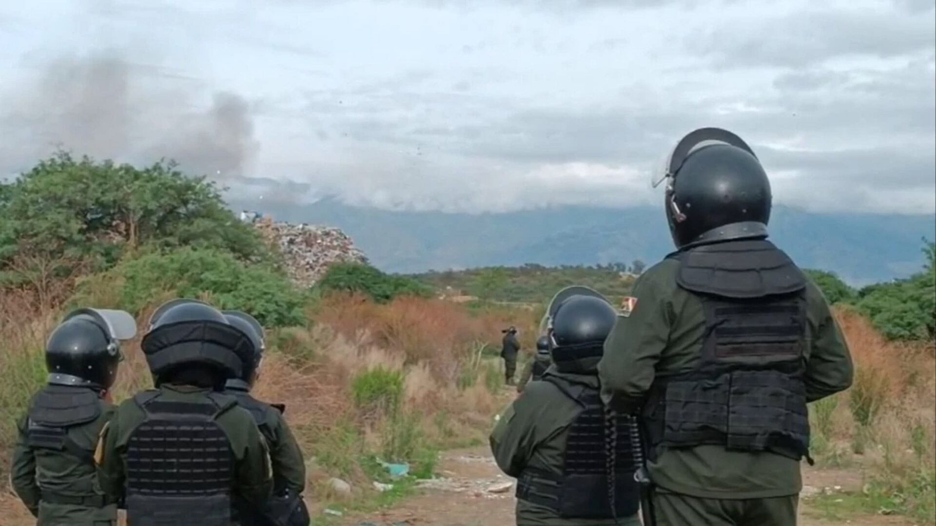 Violento enfrentamiento en Bolivia dejó al menos dos muertos y 14 heridos durante una intervención policial