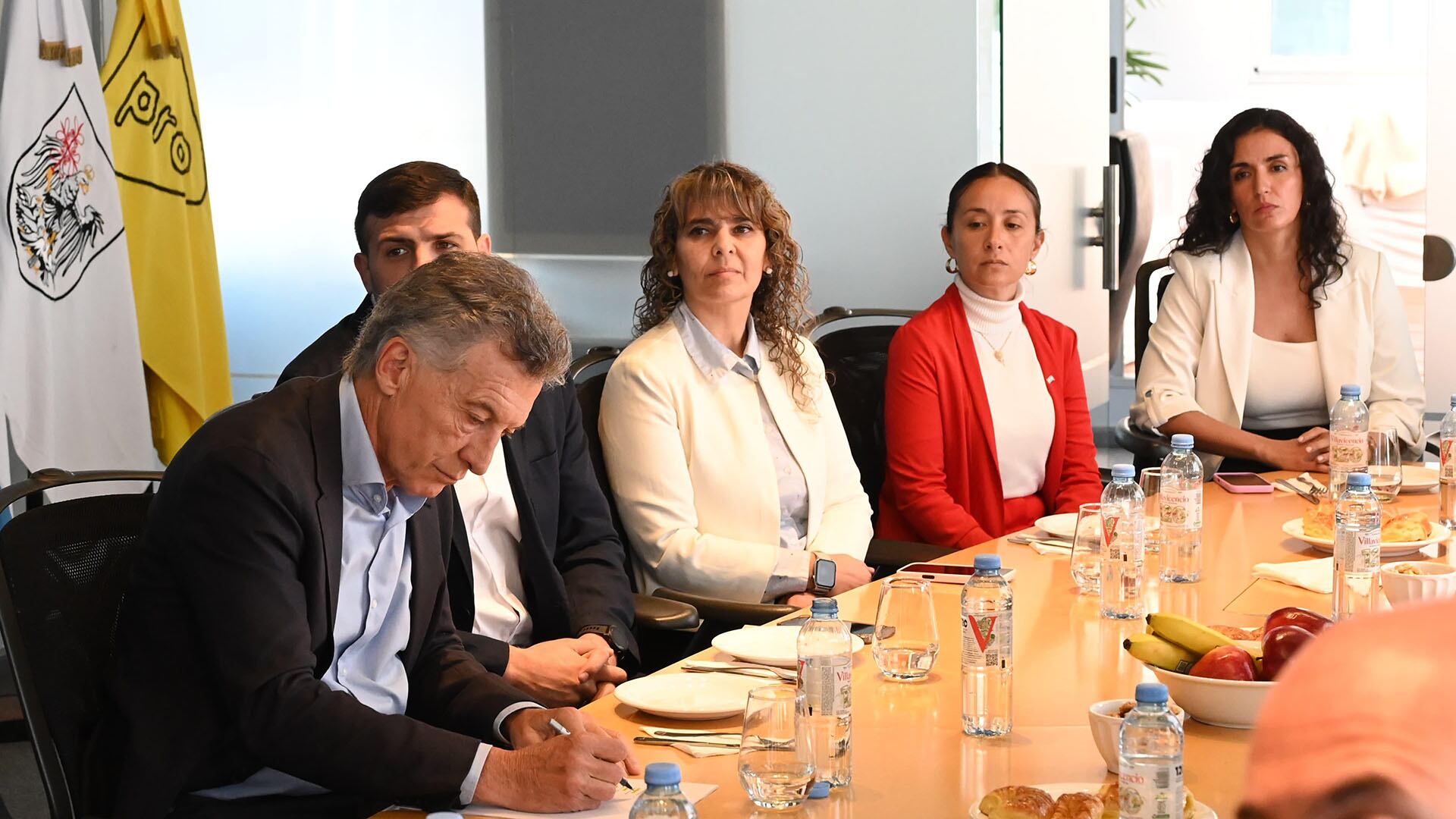 El titular del PRO encabezó una reunión con candidatos del espacio (@proargentina)