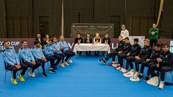 Argentina inicia su camino en